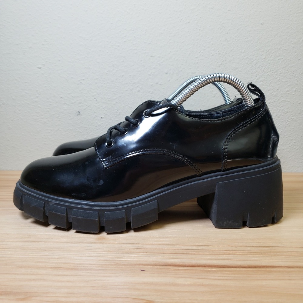 Madden Women's Size 9.5 Glossy Black Chunky Loafers Y2K Dark Academia Vamp Indie